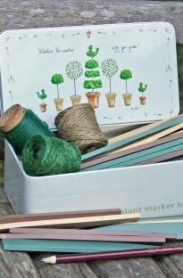 Alan Titchmarsh Plant Marker gift set