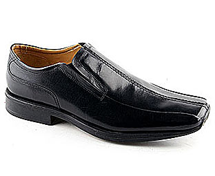 Stylish Twin Gusset Shoe With Tramline Detailing