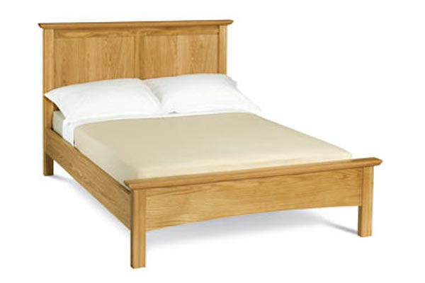 Bentley Designs Cambridge Oak Bedframe Kingsize 150cm