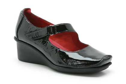 Finnis Blaze Black Patent