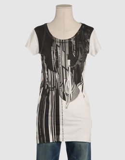 TOPWEAR Short sleeve t-shirts WOMEN on YOOX.COM