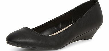 Womens Black mid height round toe wedge- Black