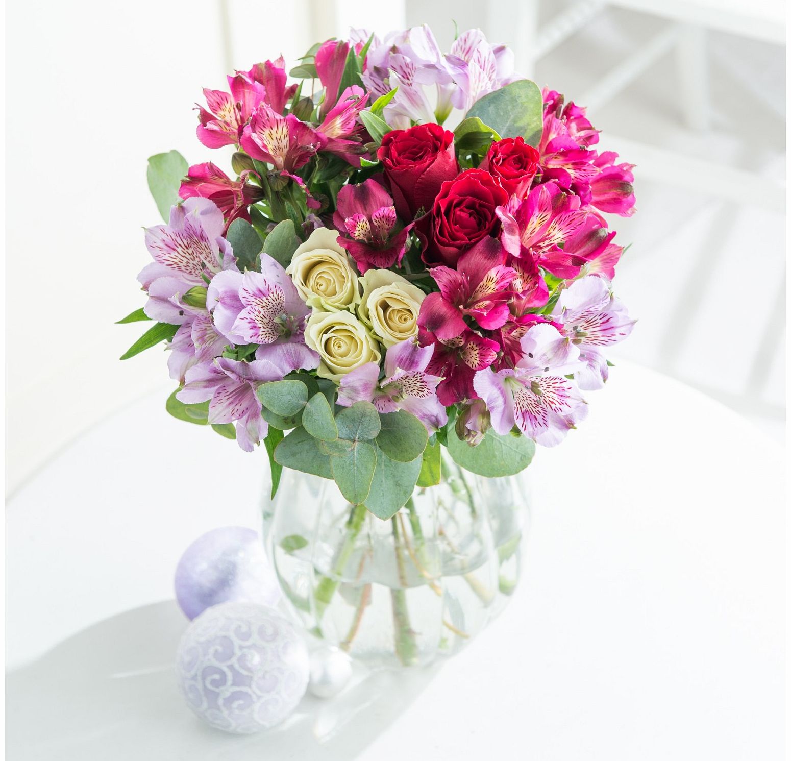 Festive Fairtrade Rose & Alstroemeria