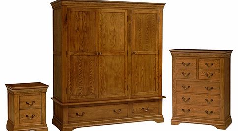 Triple Wardrobe Bedroom Set