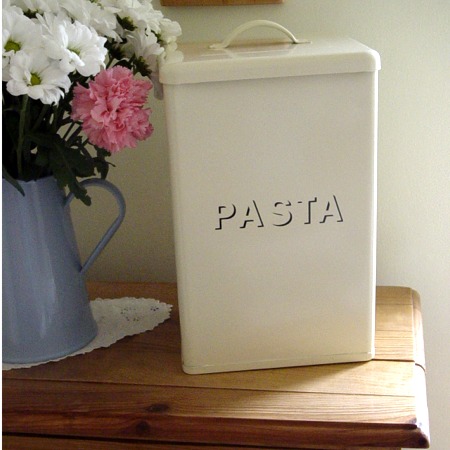 Pasta Tin in Cream