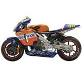 1:22 Scale Valentino Rossi 2002 Honda Rc211V Bike Diecast Model