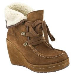 Female Bonfire Nubuck Upper Casual in Tan