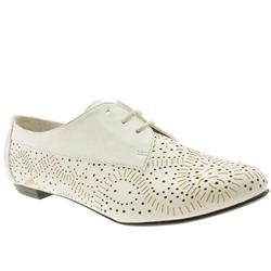 Female Shirin Laser Cut Lace Patent Patent Upper Low Heel in Stone