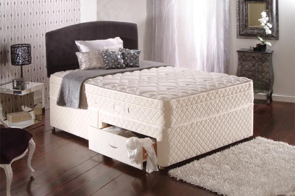 Larkhaven Divan Double 135cm