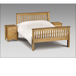 Barcelona 4ft 6 Double Solid Pine Bedstead