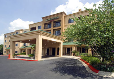 Unbranded Courtyard by Marriott Austin Arboretum