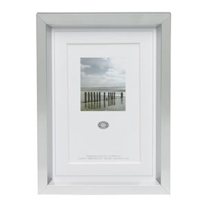 Wilkinson Plus Wilko Chunky Silver Photo Frame 8inx6in